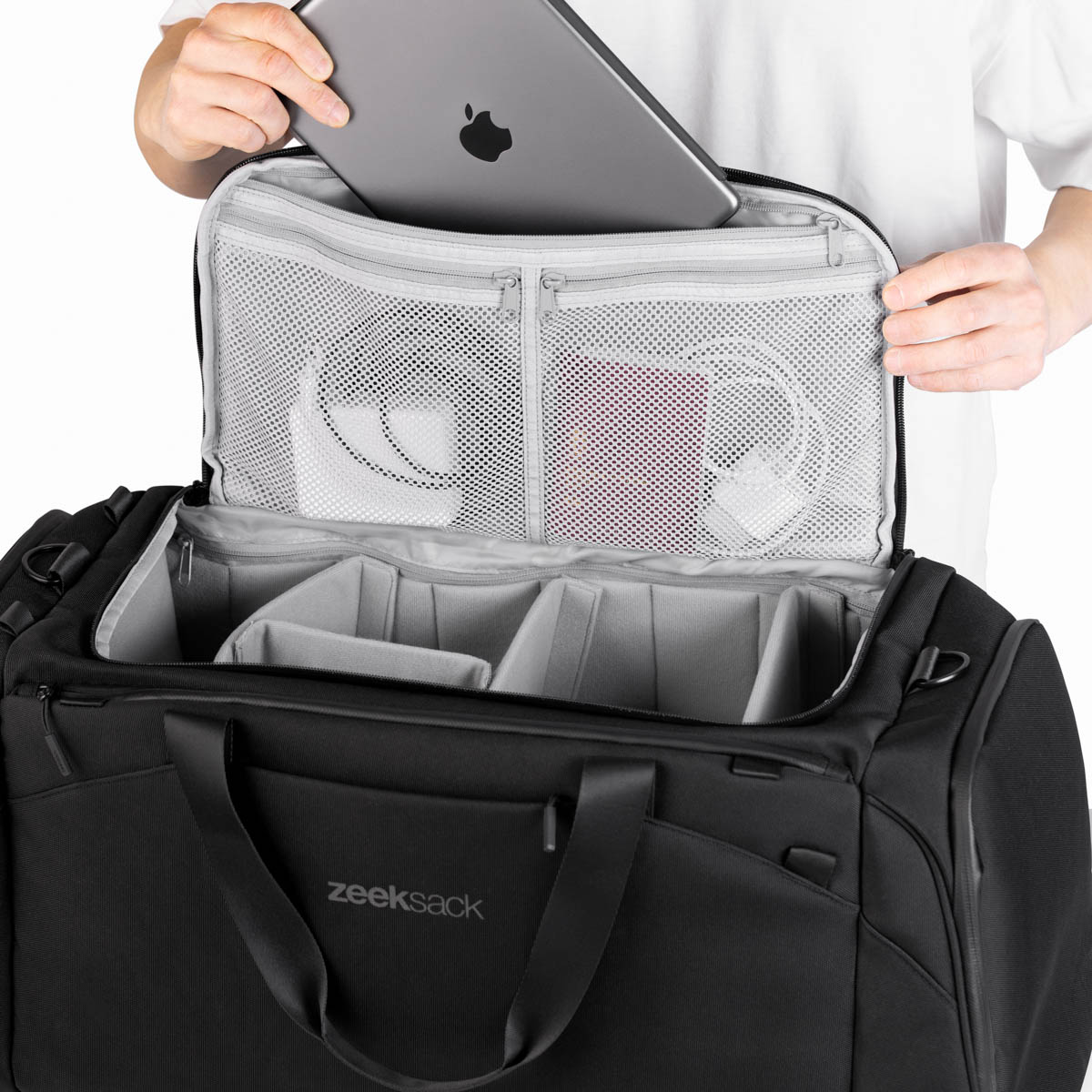 Zeeksack Duffelbag mit Laptopfach, Netzfächern und flexiblen Trennwänden – perfekte Organisation für Reise und Alltag