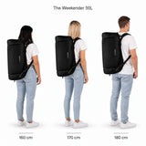 The Weekender 50L – Größenvergleich an Personen mit 160, 170 und 180 cm Körpergröße.